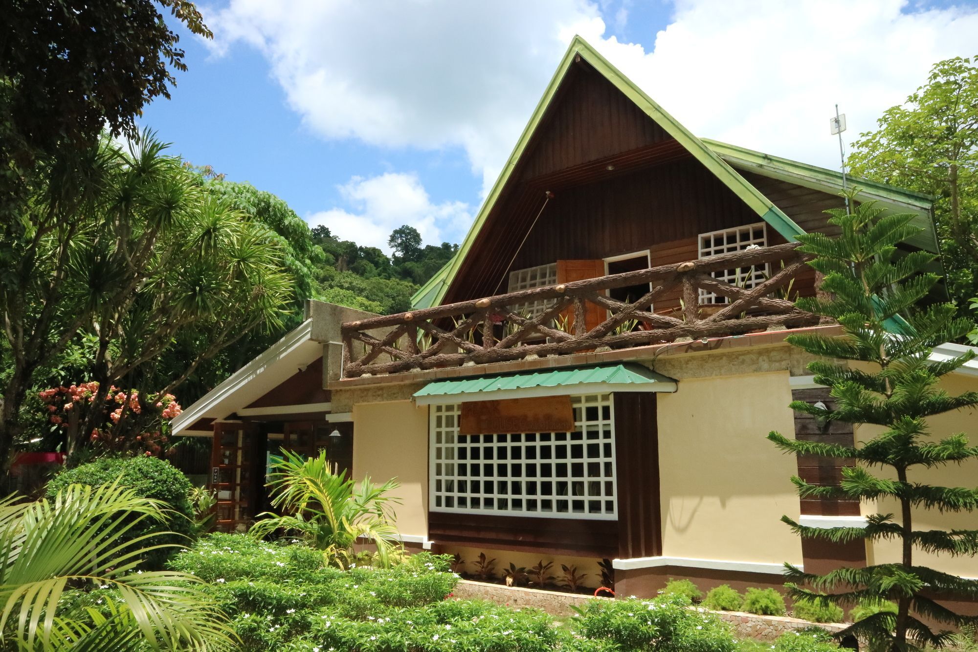 Peak House Garden Pension El Nido Exterior foto